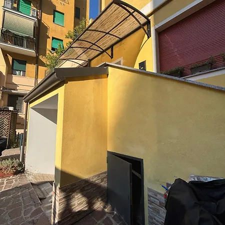 Cozy In Via Canonica Apartament